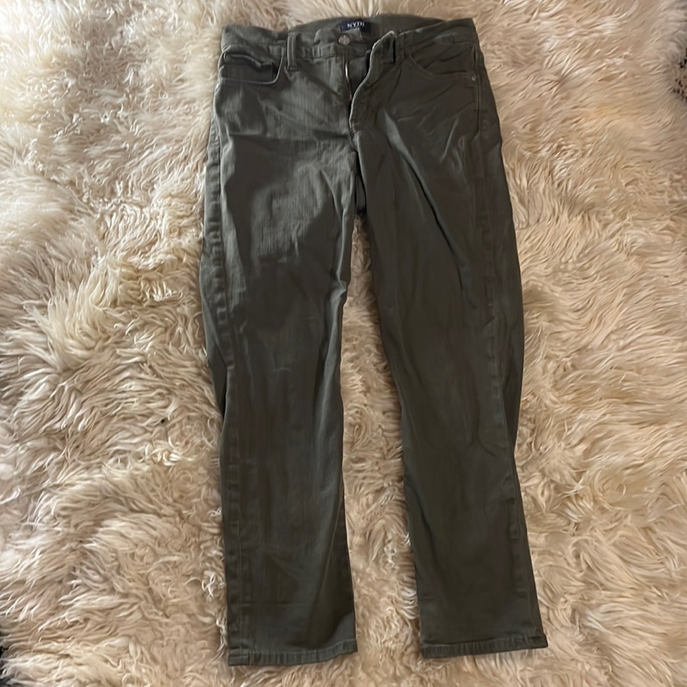 NYDJ size 2 stretch cropped pants army green
